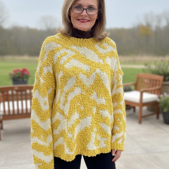 Andthewhy Sweaters - Vibrant Yellow and White Knit Sweater